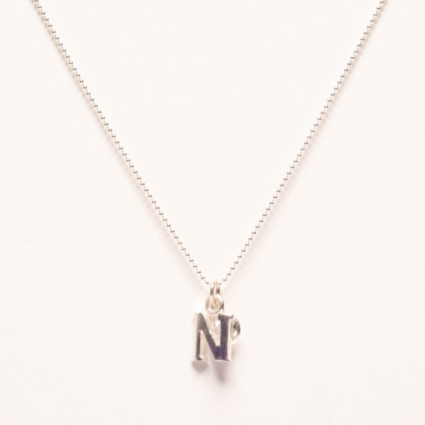 CADENA DE BOLITAS PLATA 925, DIJE DE LETRA N Y ZIRCONIA