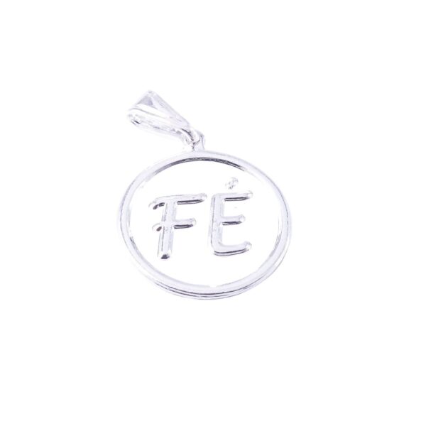 DIJE DE PLATA 925 MEDALLON LABRADO CON PALABRA FE GRANDE