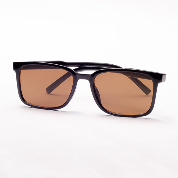 LENTES DE MODA MARRONES CON MARCO NEGRO - LE1003
