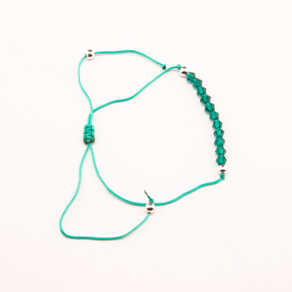PULSERA MACRAME VERDE CON PERLAS BLANCAS DOBLE HILERA - Image 2