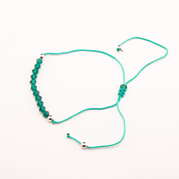 PULSERA MACRAME VERDE CON PERLAS BLANCAS DOBLE HILERA