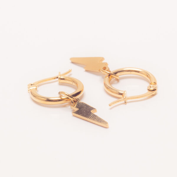 ARO ARGOLLA DORADO CON DIJE DE RAYO 15MM - ACEA459 - Image 2