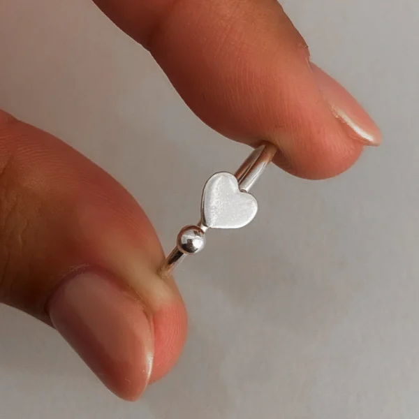 AN10010- ANILLO LISO CON FORMA PLATA 925 (MEDIDA ESTANDAR)
