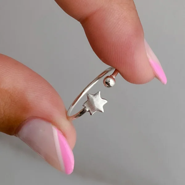 AN10023- ANILLO LISO CON FORMA PLATA 925 (MEDIDA ESTANDAR)